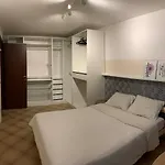 La Casa 44 *